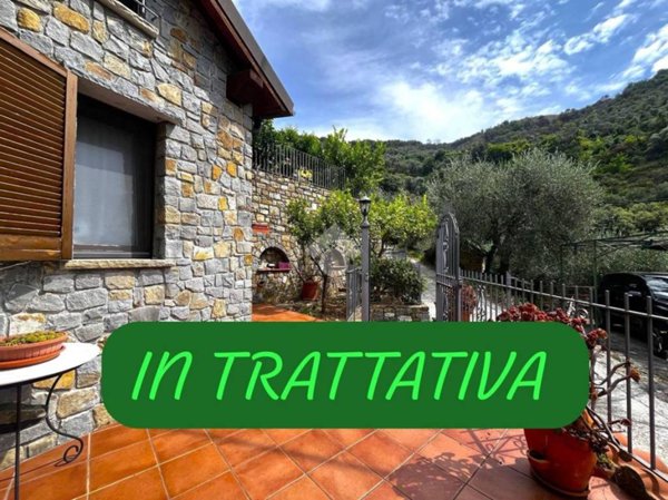 casa indipendente in vendita a Sanremo