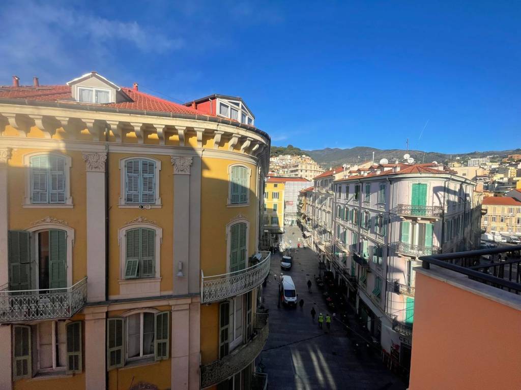 appartamento in vendita a Sanremo