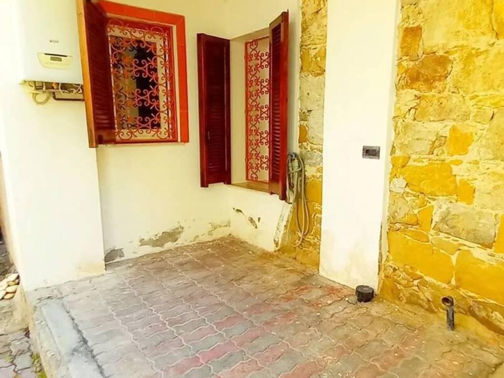 appartamento in vendita a Sanremo in zona Bussana
