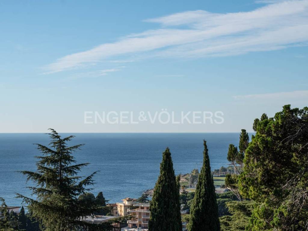 appartamento in vendita a Sanremo