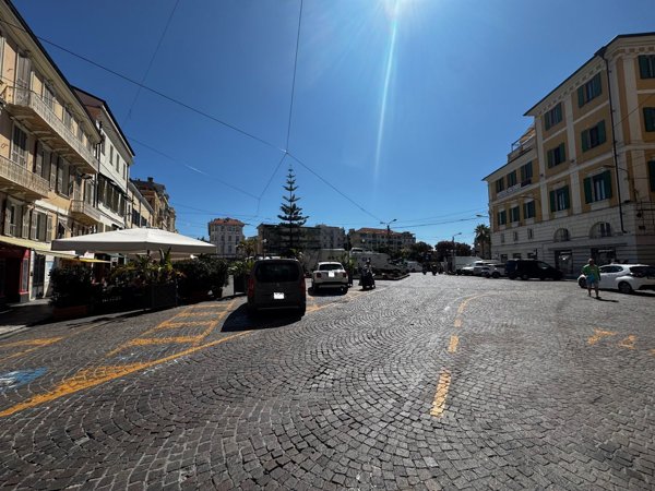 negozio in vendita a Sanremo