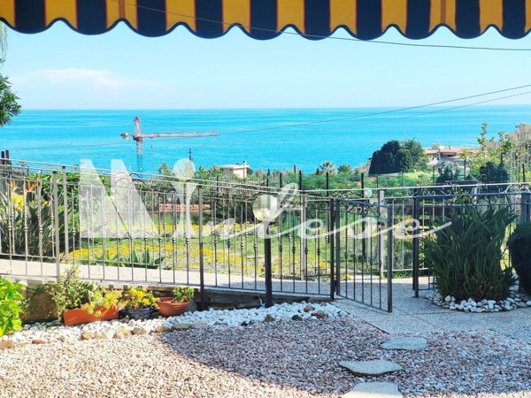 appartamento in vendita a Sanremo
