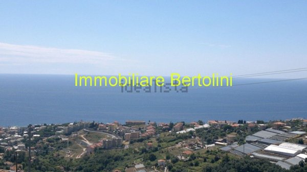 casa indipendente in vendita a Sanremo