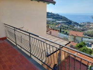 appartamento in vendita a Sanremo in zona Coldirodi