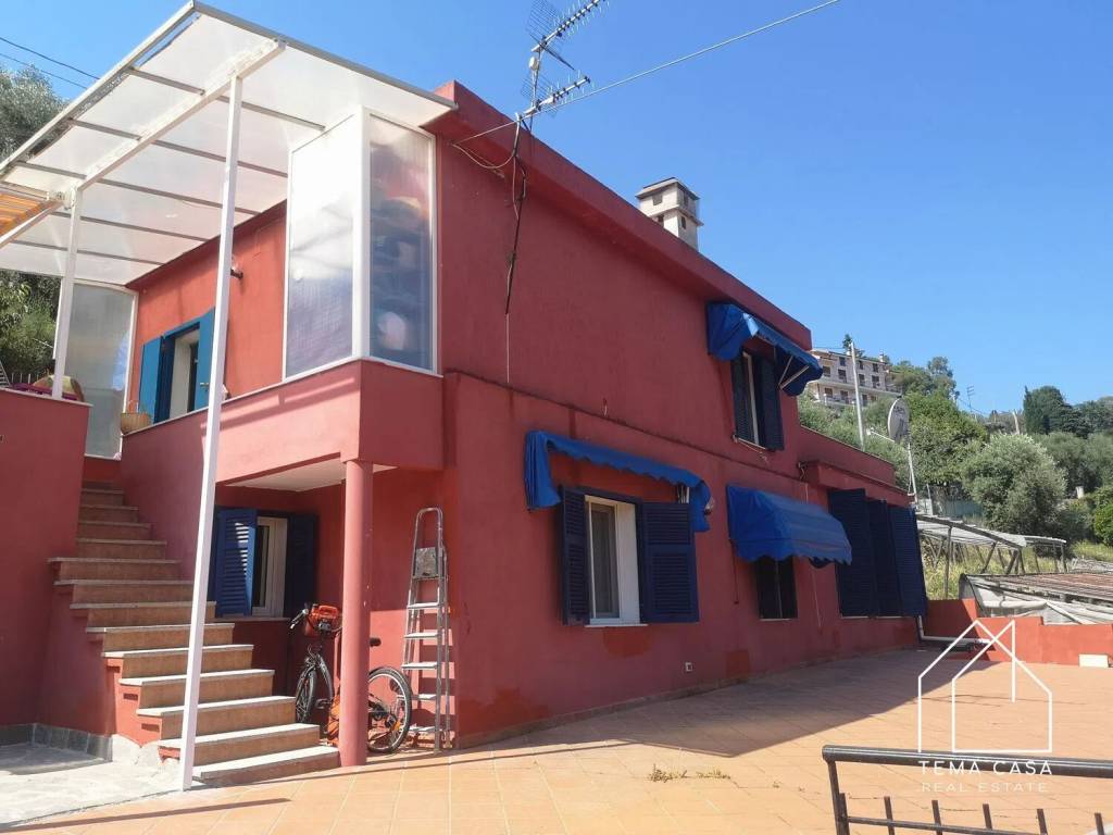 casa indipendente in vendita a Sanremo