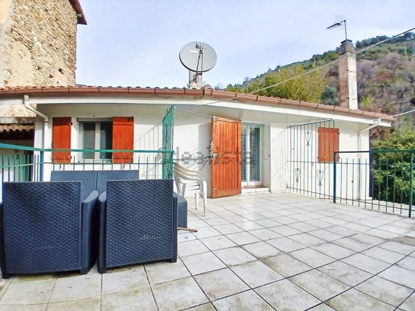 casa indipendente in vendita a Sanremo