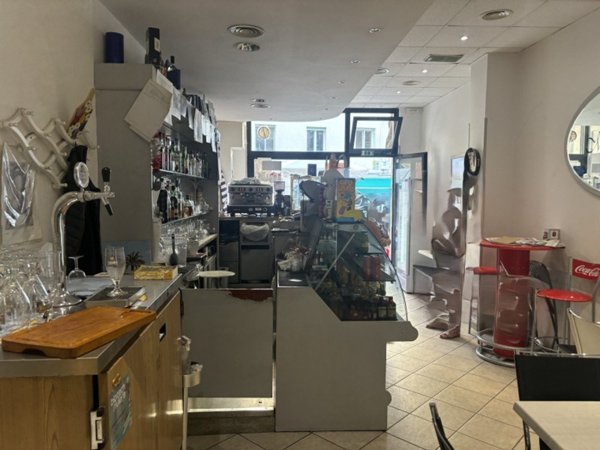 negozio in vendita a Sanremo