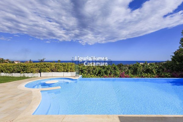 casa indipendente in vendita a Sanremo