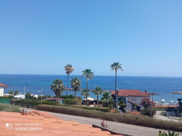 casa indipendente in vendita a Sanremo