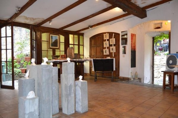 casa indipendente in vendita a Sanremo in zona Bussana