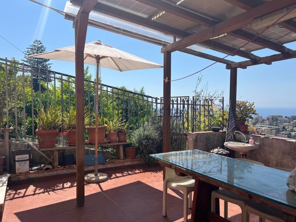 appartamento in vendita a Sanremo in zona San Romolo