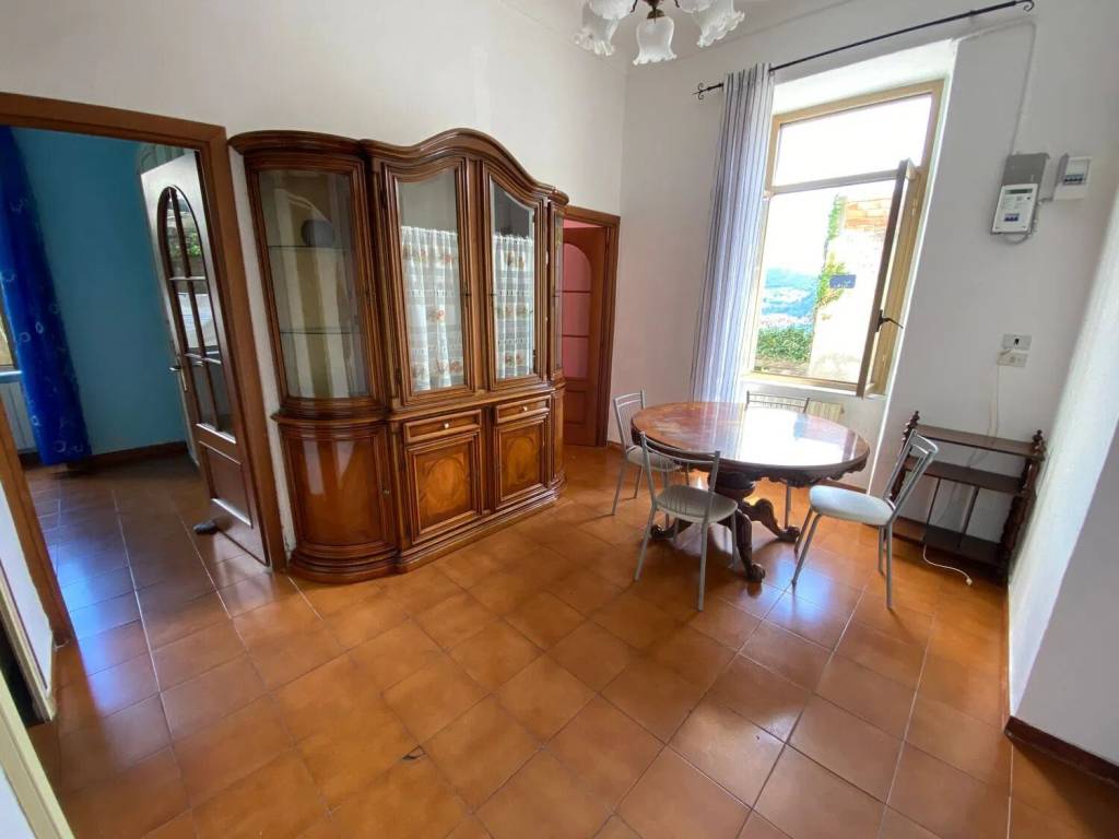 appartamento in vendita a Sanremo in zona Poggio