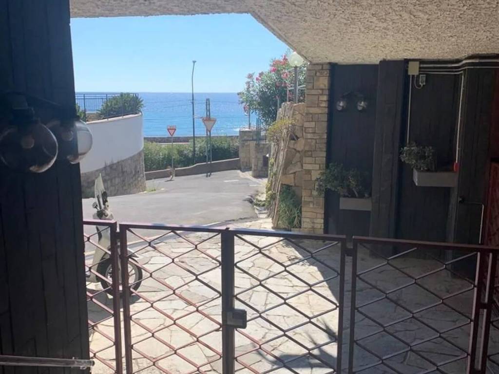 appartamento in vendita a Sanremo