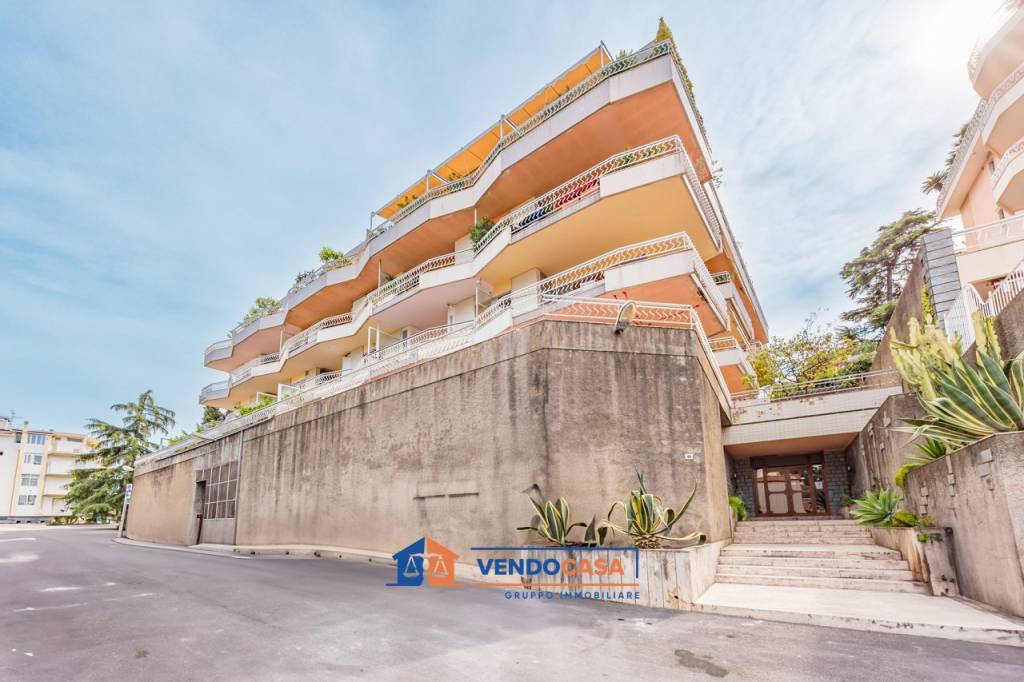 appartamento in vendita a Sanremo