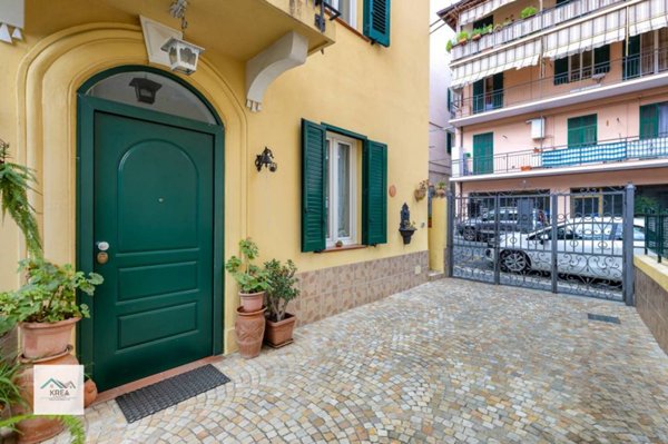 casa indipendente in vendita a Sanremo