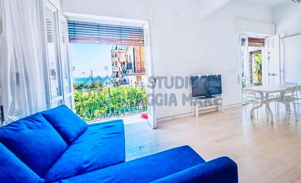 casa indipendente in vendita a Sanremo