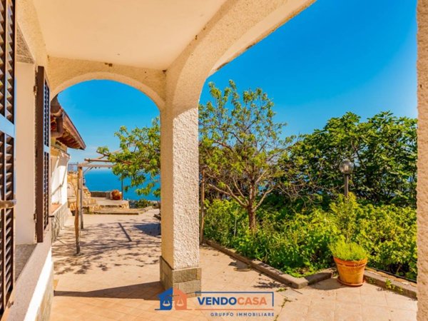 casa indipendente in vendita a Sanremo