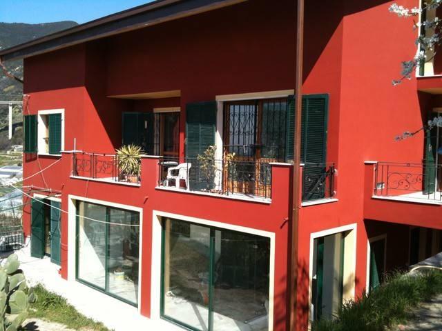 casa indipendente in vendita a Sanremo