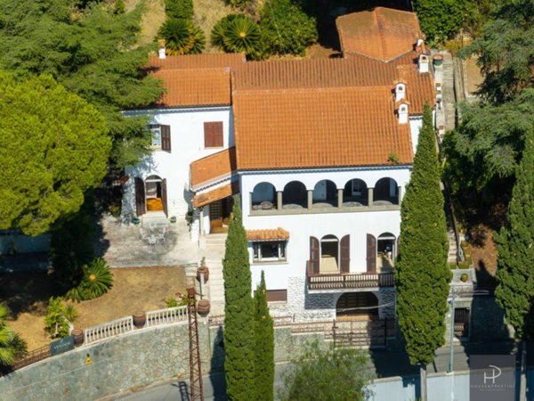 casa indipendente in vendita a Sanremo