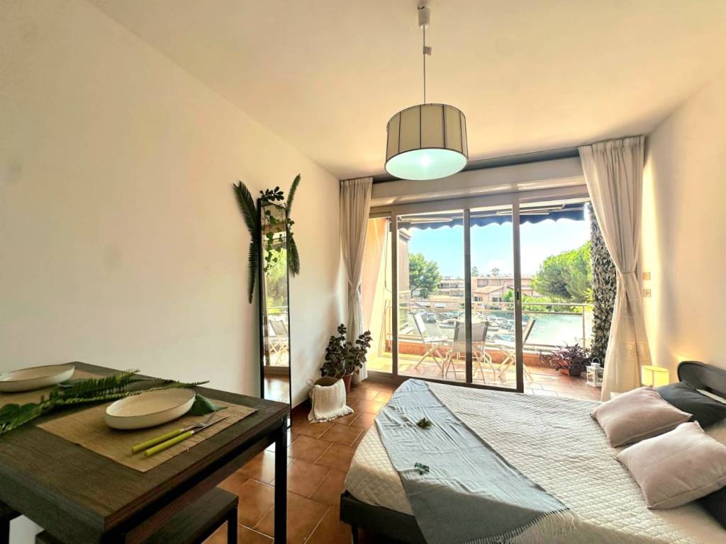 appartamento in vendita a Sanremo in zona Coldirodi