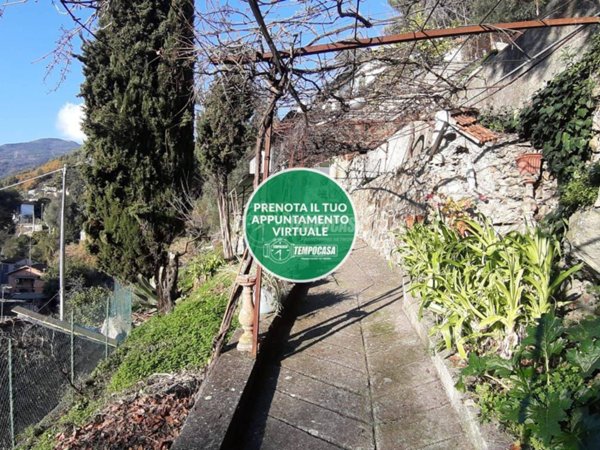 casa indipendente in vendita a Sanremo