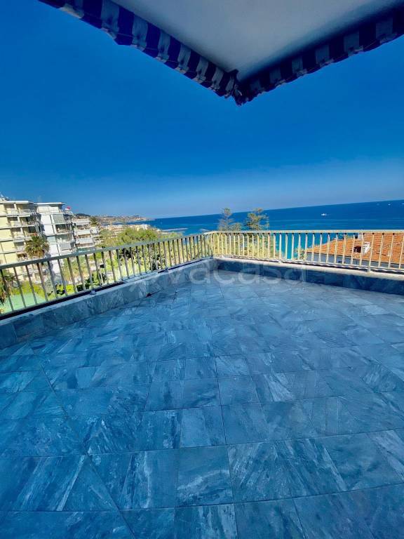 appartamento in vendita a Sanremo