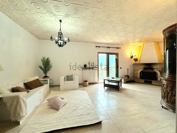 appartamento in vendita a Sanremo in zona Coldirodi
