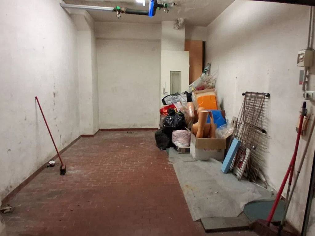 negozio in vendita a Sanremo