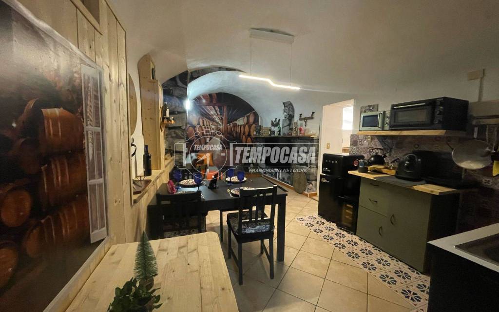 appartamento in vendita a Sanremo in zona Poggio