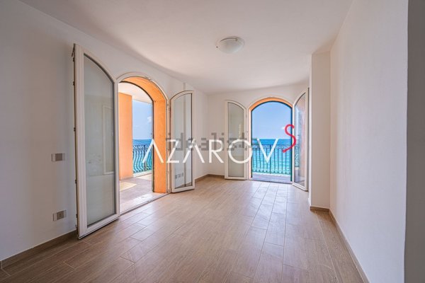 appartamento in vendita a Sanremo in zona Poggio