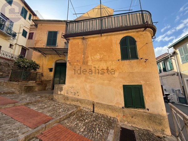 appartamento in vendita a Sanremo in zona Poggio