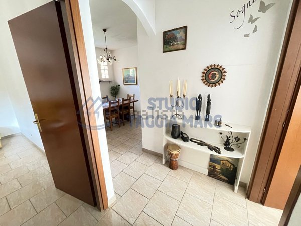 appartamento in vendita a Sanremo in zona Bussana