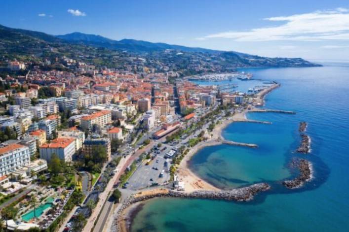 intera palazzina in vendita a Sanremo