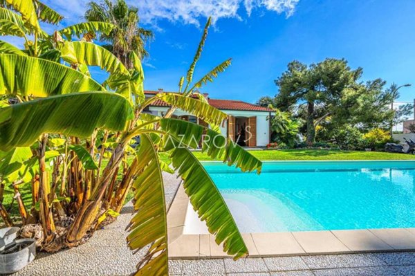 casa indipendente in vendita a Sanremo