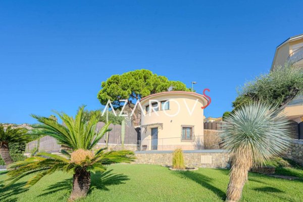 casa indipendente in vendita a Sanremo