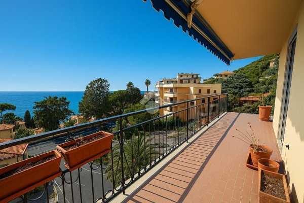 appartamento in vendita a Sanremo