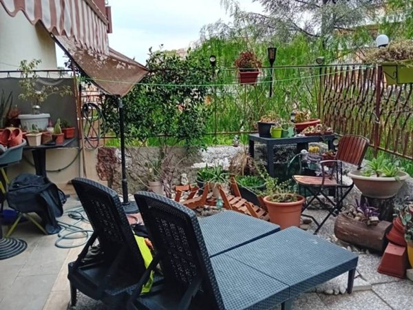 appartamento in vendita a Sanremo in zona Coldirodi