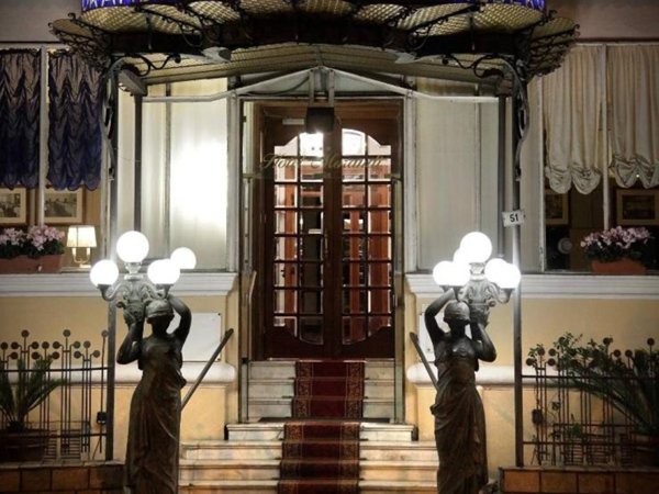 negozio in vendita a Sanremo
