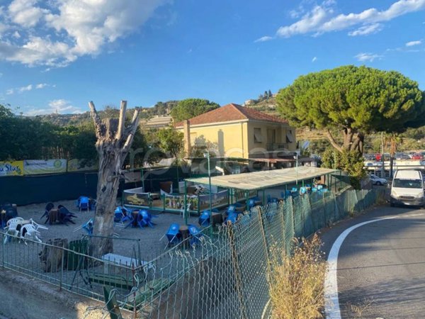 negozio in vendita a Sanremo in zona Poggio