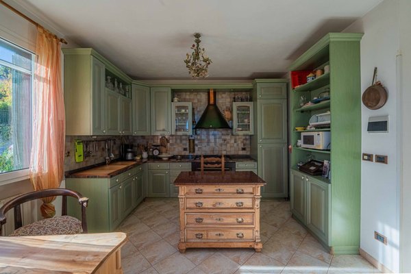 casa indipendente in vendita a Sanremo