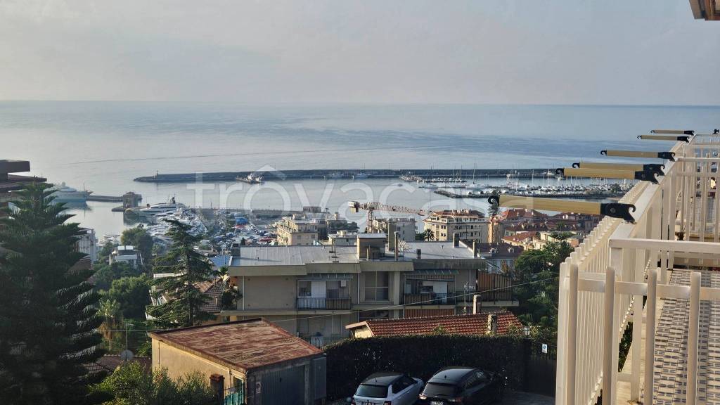 appartamento in vendita a Sanremo
