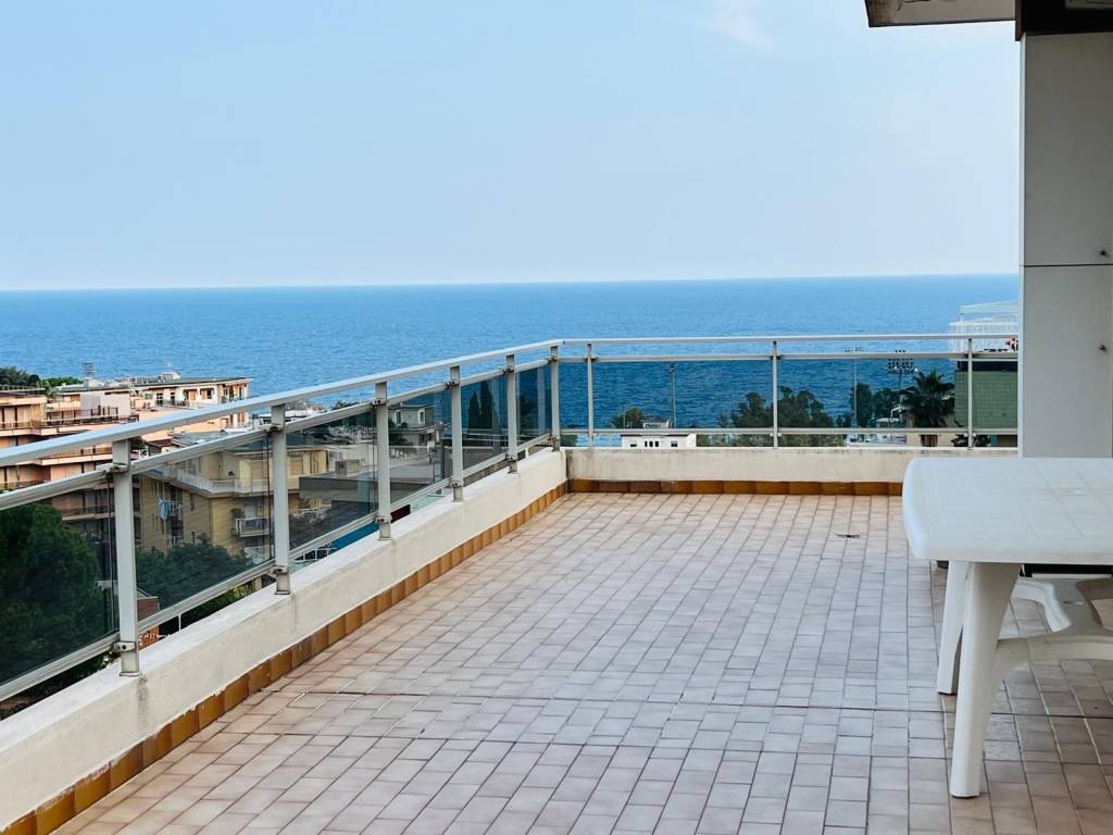 appartamento in vendita a Sanremo
