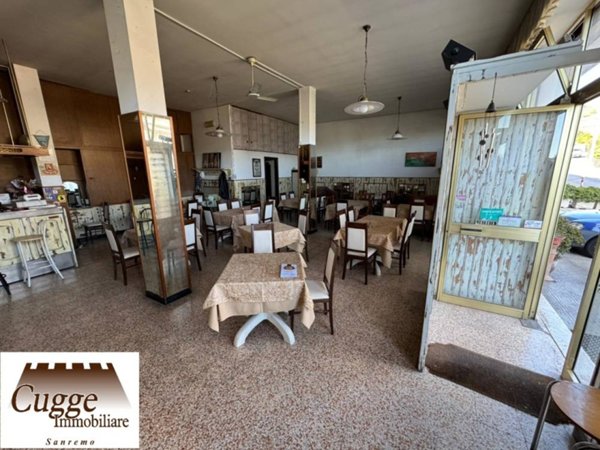 locale commerciale in vendita a Sanremo