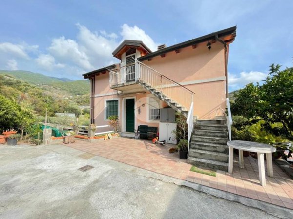 casa indipendente in vendita a Sanremo
