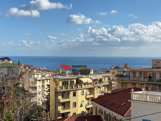 casa indipendente in vendita a Sanremo