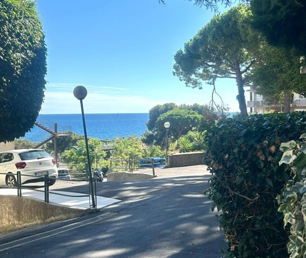 appartamento in vendita a Sanremo