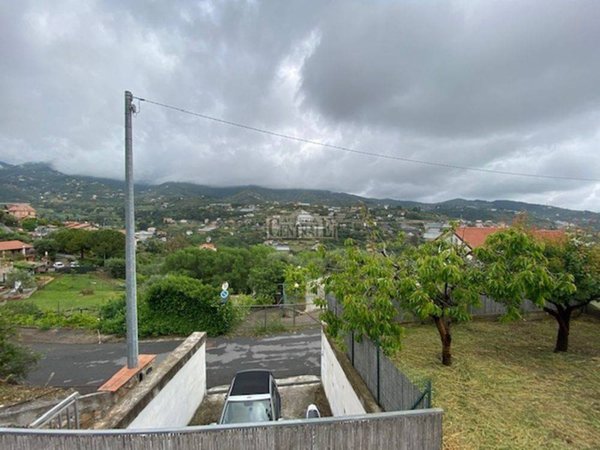 casa indipendente in vendita a Sanremo