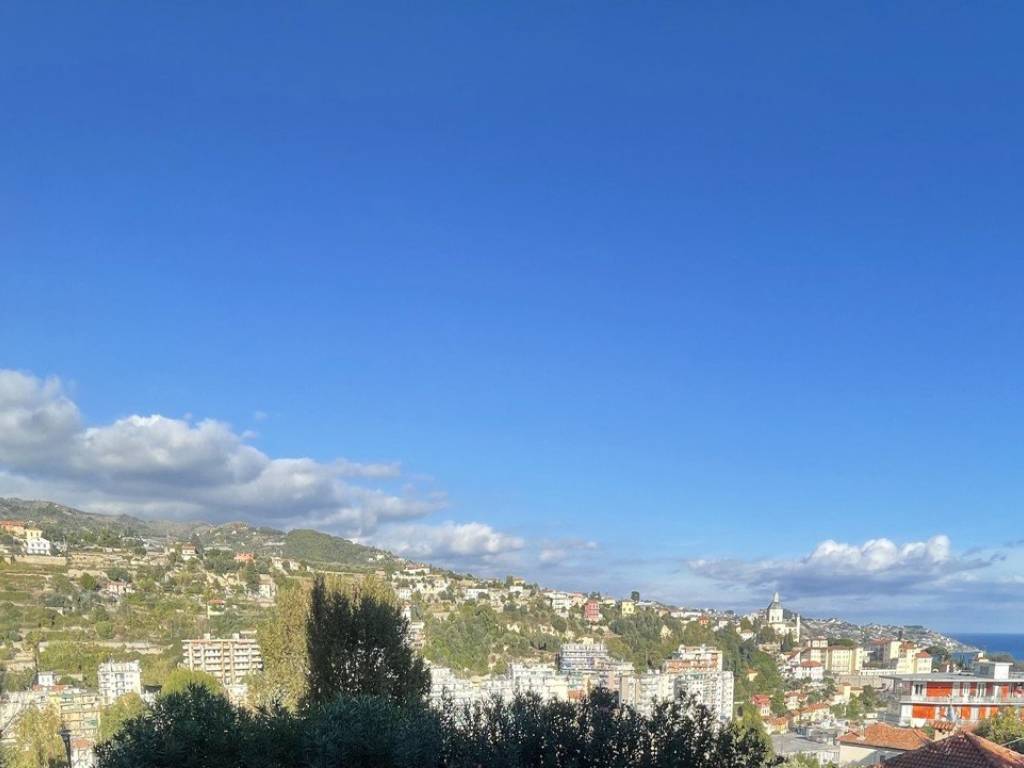 appartamento in vendita a Sanremo