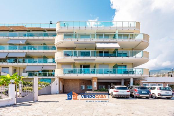 negozio in vendita a Sanremo