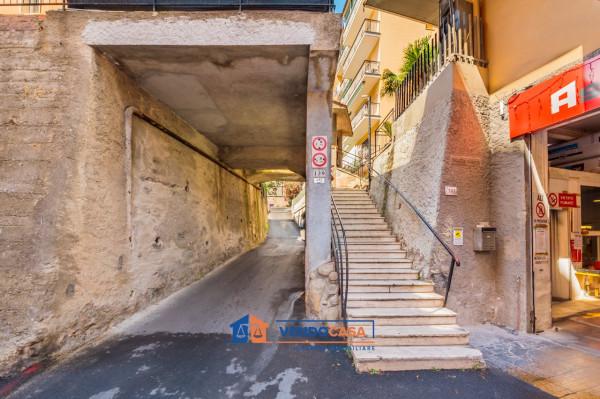 negozio in vendita a Sanremo